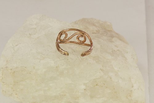 Toe Ring, Gold Filled Toe ring, Midi ring, Hammered Swirl Ring