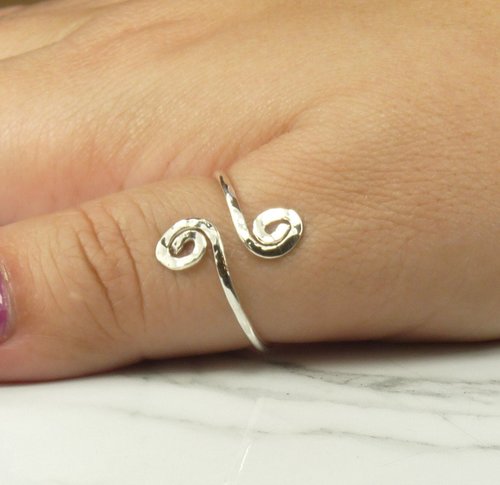 Thumb Ring, bypass ring, Hammered Swirl ring, Sterling Silver ring,  Midi Ring