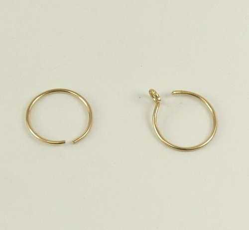 Gold nose ring, 20,22 gauge Ring, lightweight ,Thin ring
